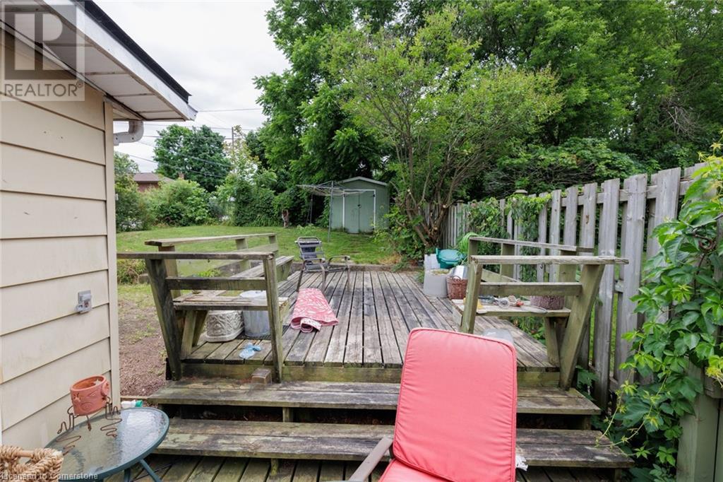 Image of property at 2 DUNKIRK Avenue