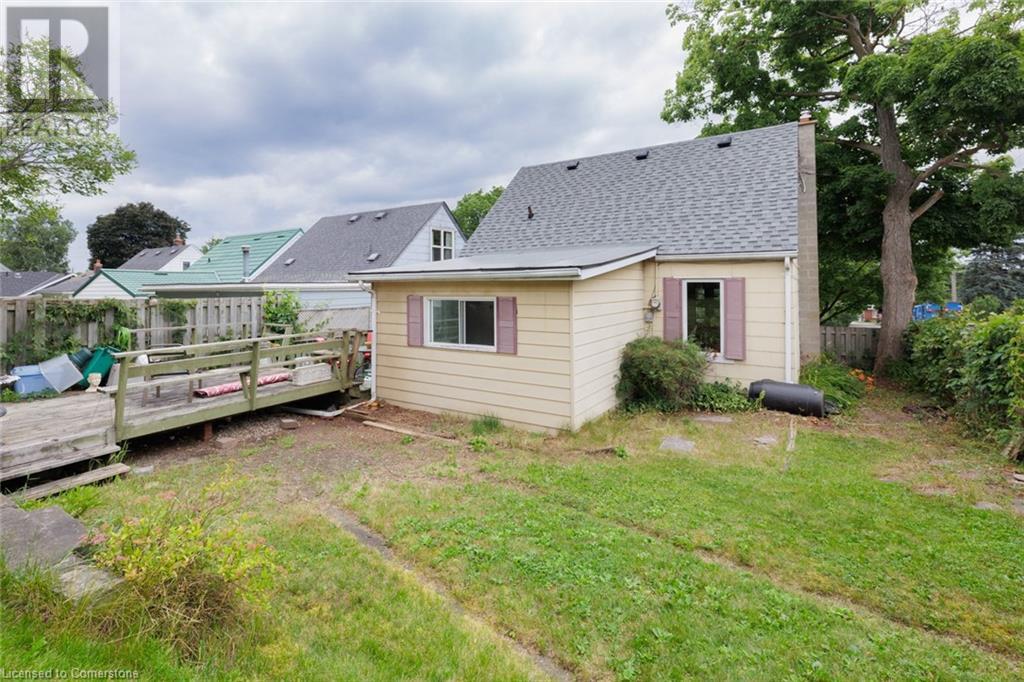 Image of property at 2 DUNKIRK Avenue