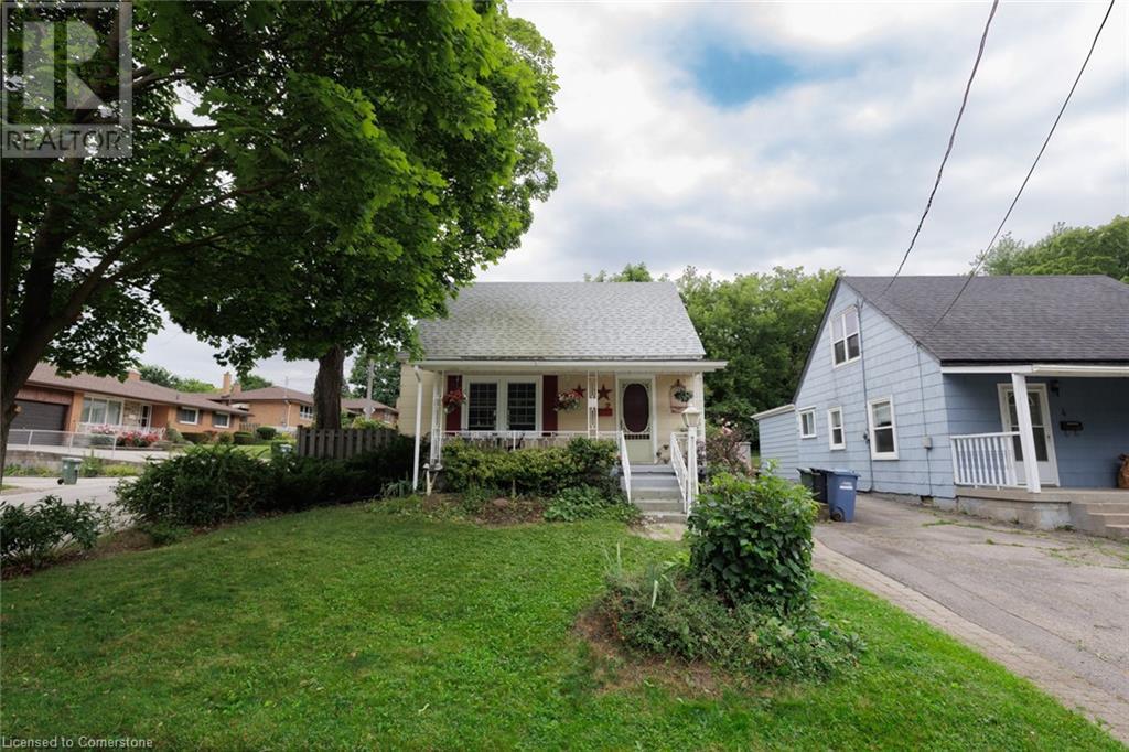 Image of property at 2 DUNKIRK Avenue