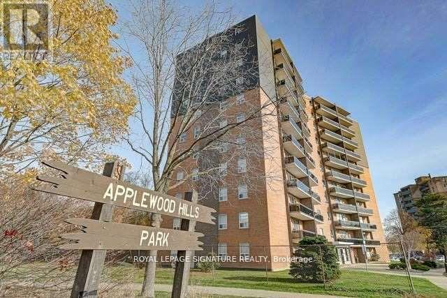 303 - 3145 Queen Frederica Drive, Mississauga, Ontario  L4Y 3A7 - Photo 1 - W8485432