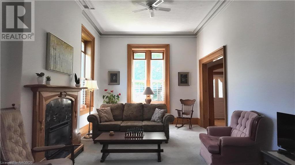 629 Yonge St S, Walkerton, Ontario  N0G 2V0 - Photo 11 - 40612742