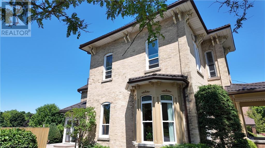 629 Yonge St S, Walkerton, Ontario  N0G 2V0 - Photo 4 - 40612742