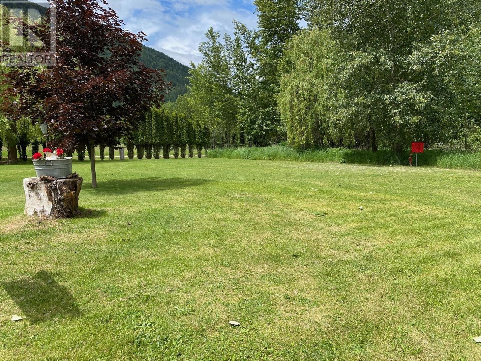 #24-25-2020 Sinmax Creek Rd, Barriere, British Columbia  V0E 2E0 - Photo 2 - 179235