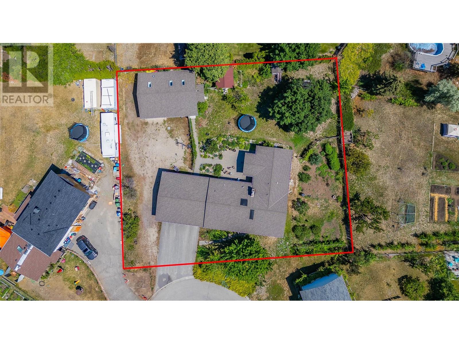 Property at 675 Moraine Court image 1