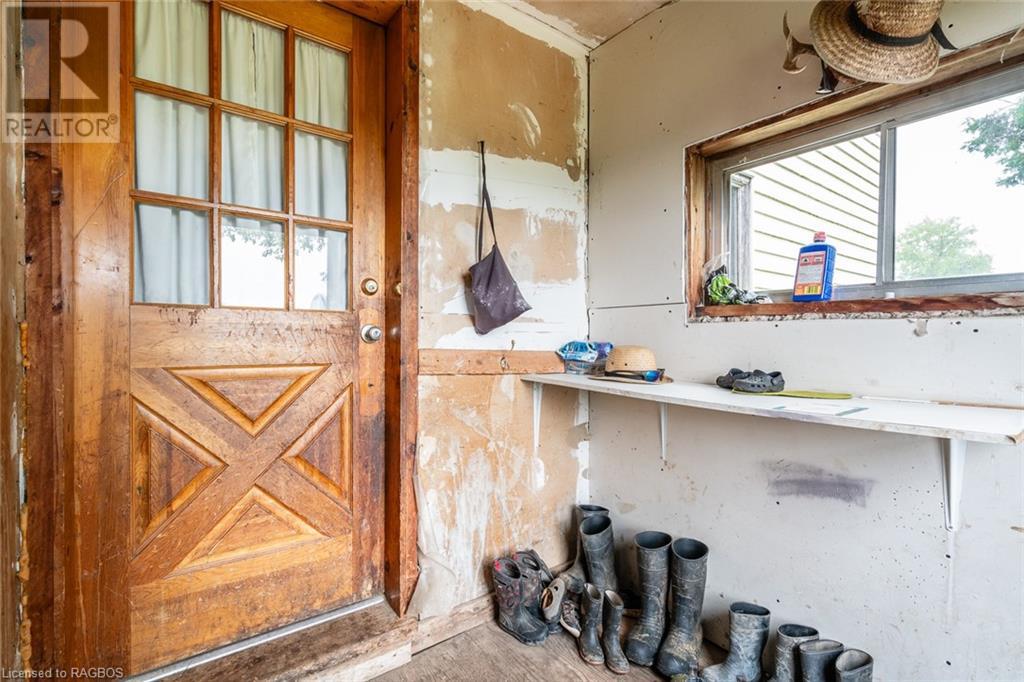 402238 Grey Road 4, West Grey, Ontario  N4N 3B8 - Photo 14 - 40608877