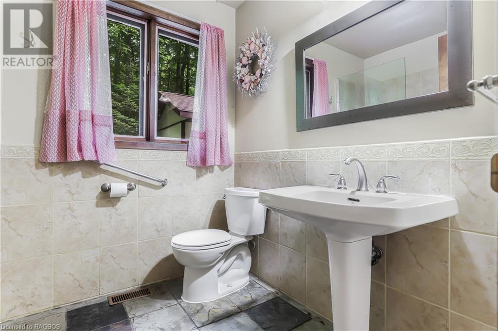 70 Lakeland Drive, Sauble Beach, Ontario  N0H 2G0 - Photo 33 - 40609048