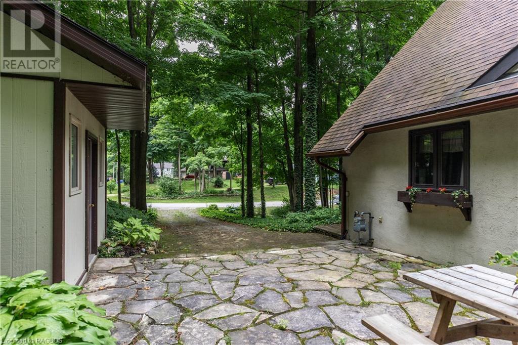 70 Lakeland Drive, Sauble Beach, Ontario  N0H 2G0 - Photo 9 - 40609048