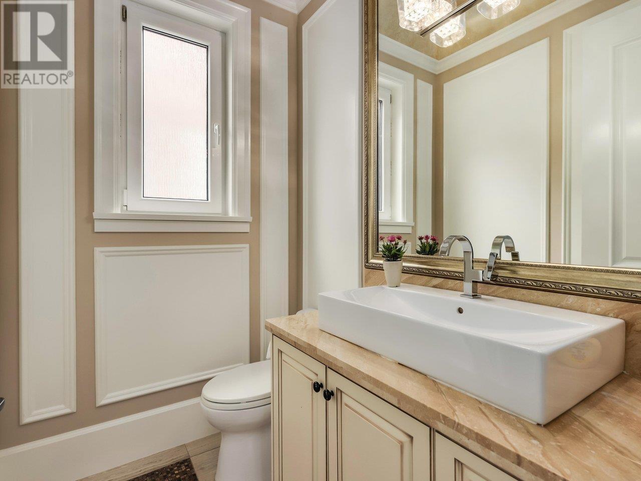 Listing Picture 15 of 40 : 3963 W 11TH AVENUE, Vancouver / 溫哥華 - 魯藝地產 Yvonne Lu Group - MLS Medallion Club Member