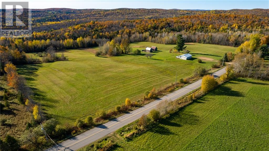 1465 Letterkenny Road, Quadeville, Ontario  K0J 2E0 - Photo 2 - 1399806