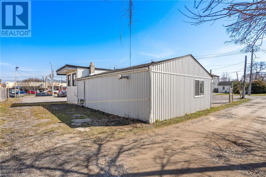 37 Hartzell Road, St. Catharines, Ontario  L2P 1M4 - Photo 6 - 40613231