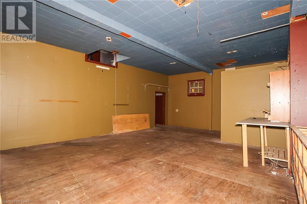 6032 Main Street, Niagara Falls, Ontario  L2G 5Z9 - Photo 10 - 40612265