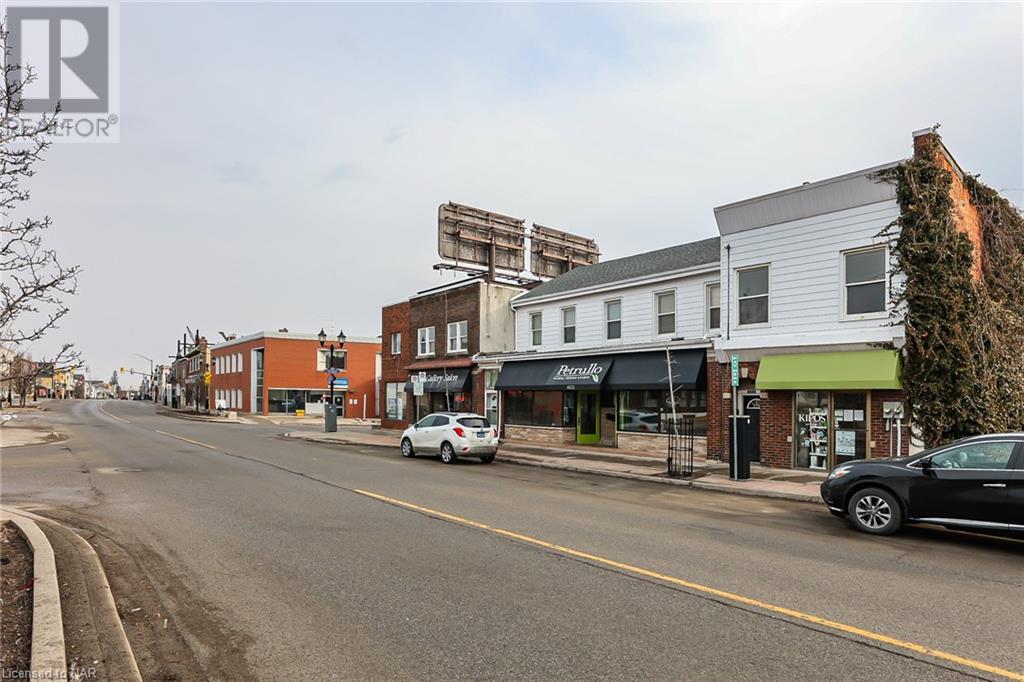 6032 Main Street, Niagara Falls, Ontario  L2G 5Z9 - Photo 3 - 40612265