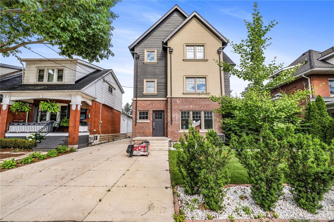 Image of property at 100 Kensington Avenue S