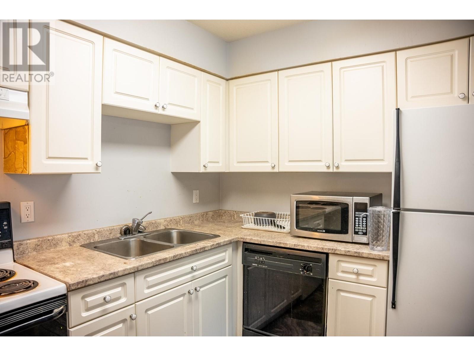 115-1170 Hugh Allan Drive, Kamloops, British Columbia   - Photo 8 - 179538