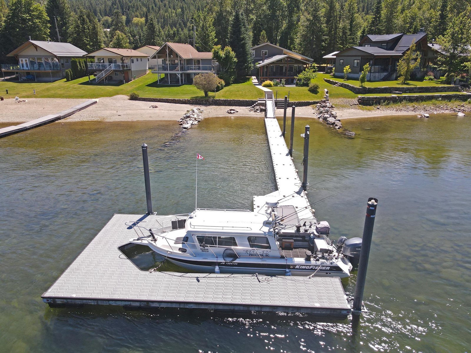 7725 Mawdsley Lane, Procter, British Columbia  V1L 0B6 - Photo 1 - 2478078