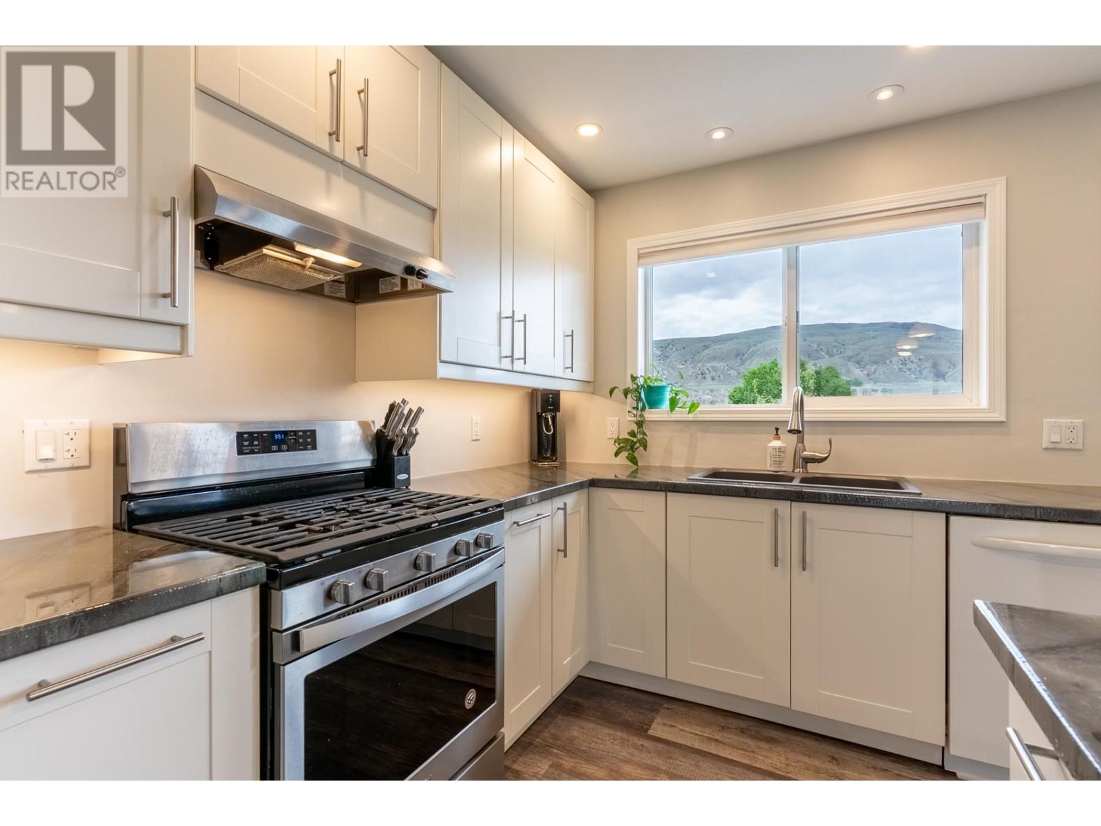 616 Pine Street, Ashcroft, British Columbia  V0K 1A0 - Photo 10 - 179543