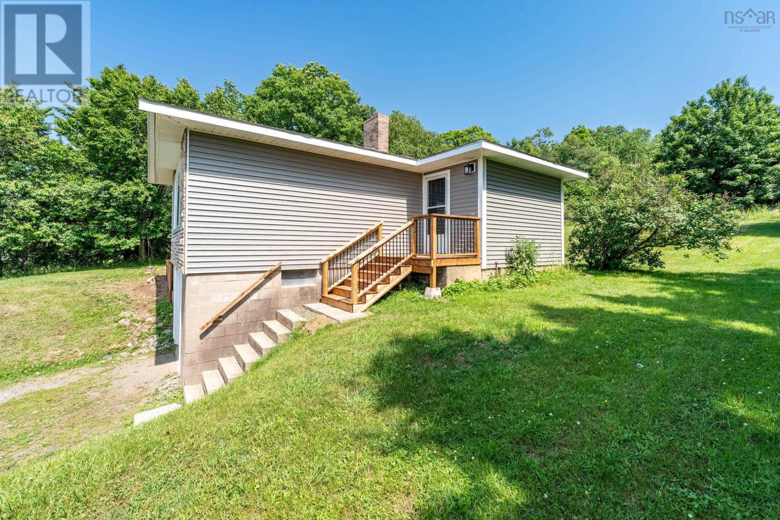 172 Highway 1, Smiths Cove, Nova Scotia  B0S 1S0 - Photo 6 - 202415299