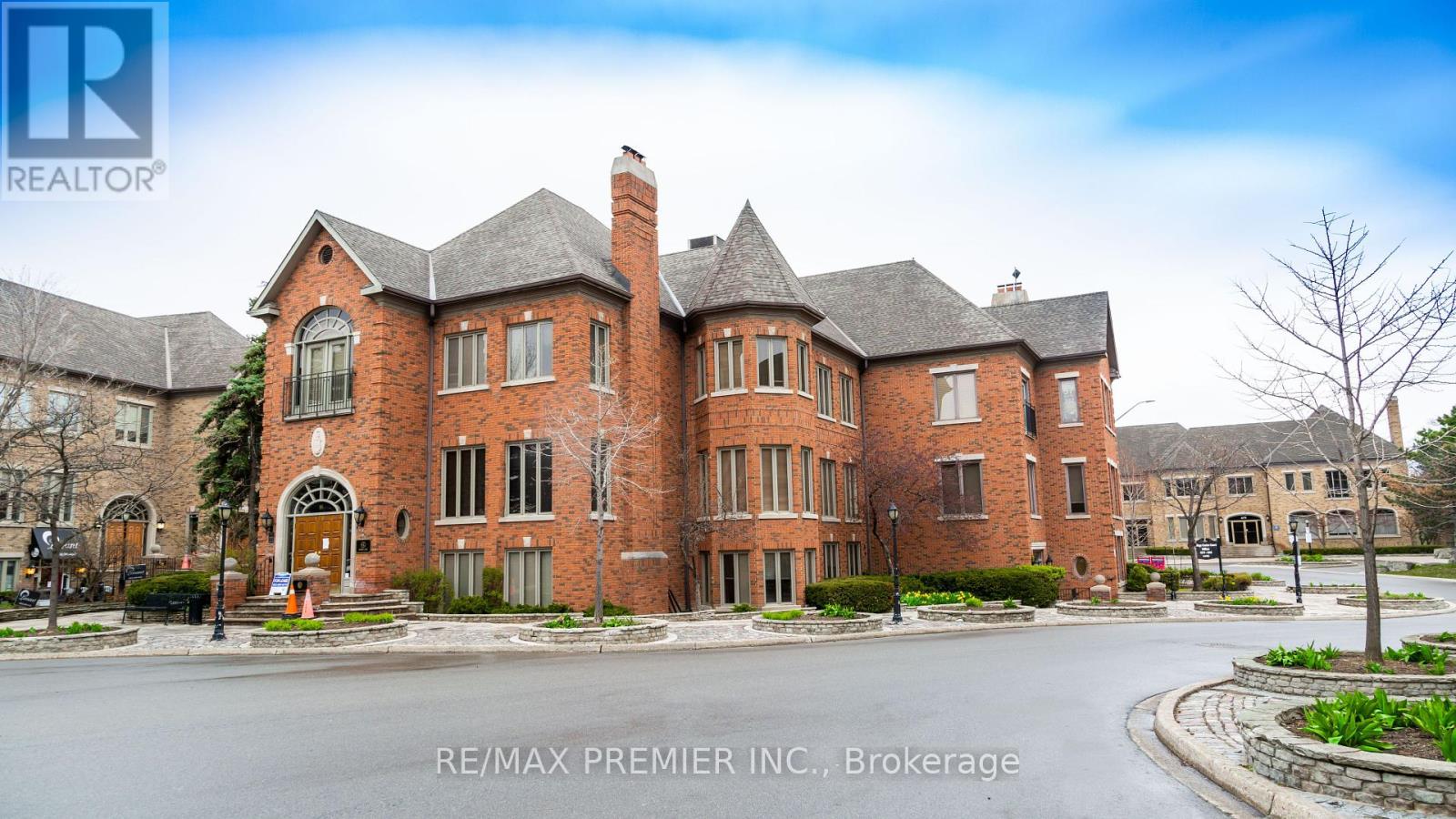 30-308 - 30 Village Center Place, Mississauga, Ontario  L4Z 1V9 - Photo 2 - W8488318