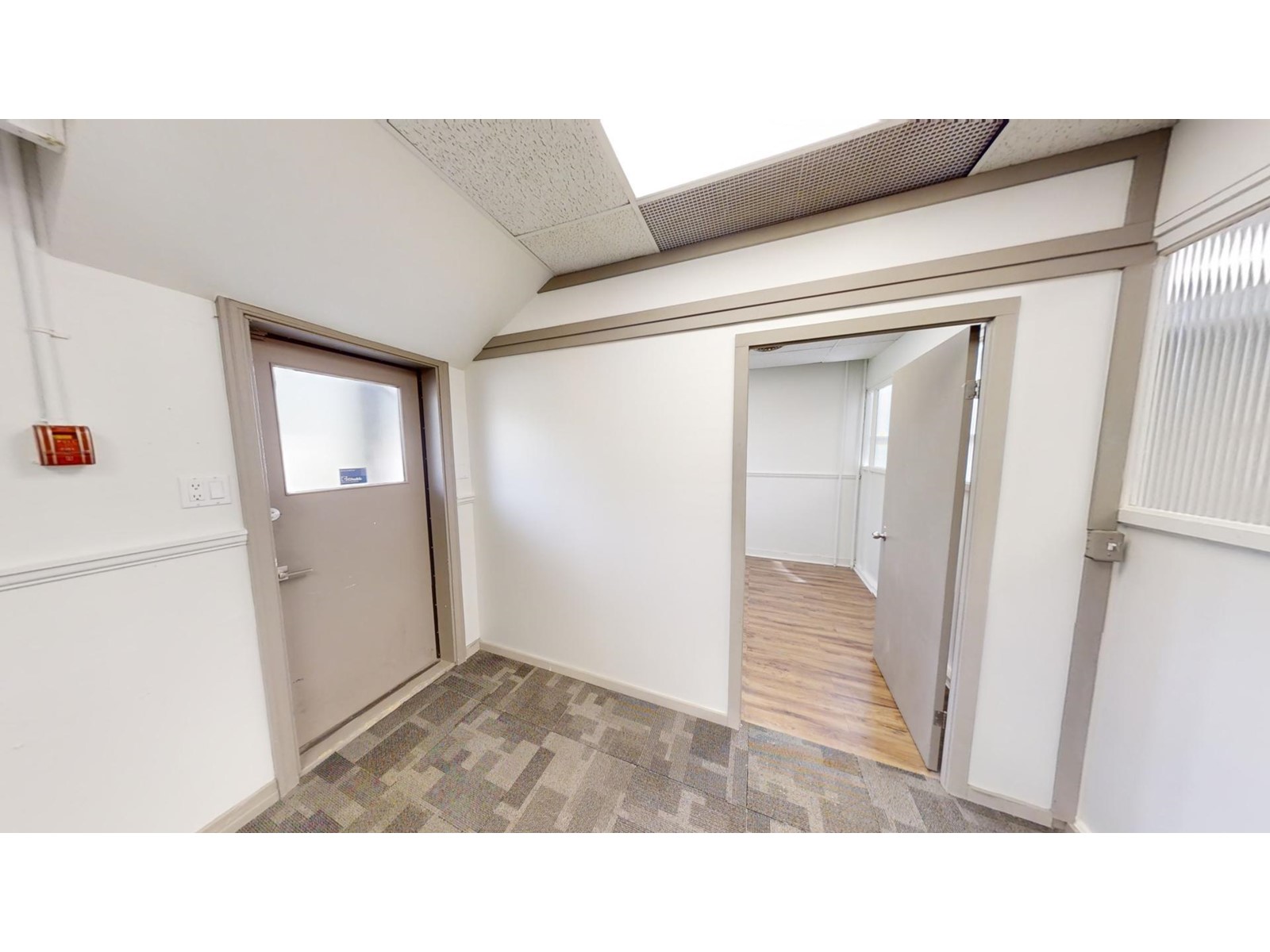 523 Vernon Street, Nelson, British Columbia  V1L 4E9 - Photo 10 - 2478083