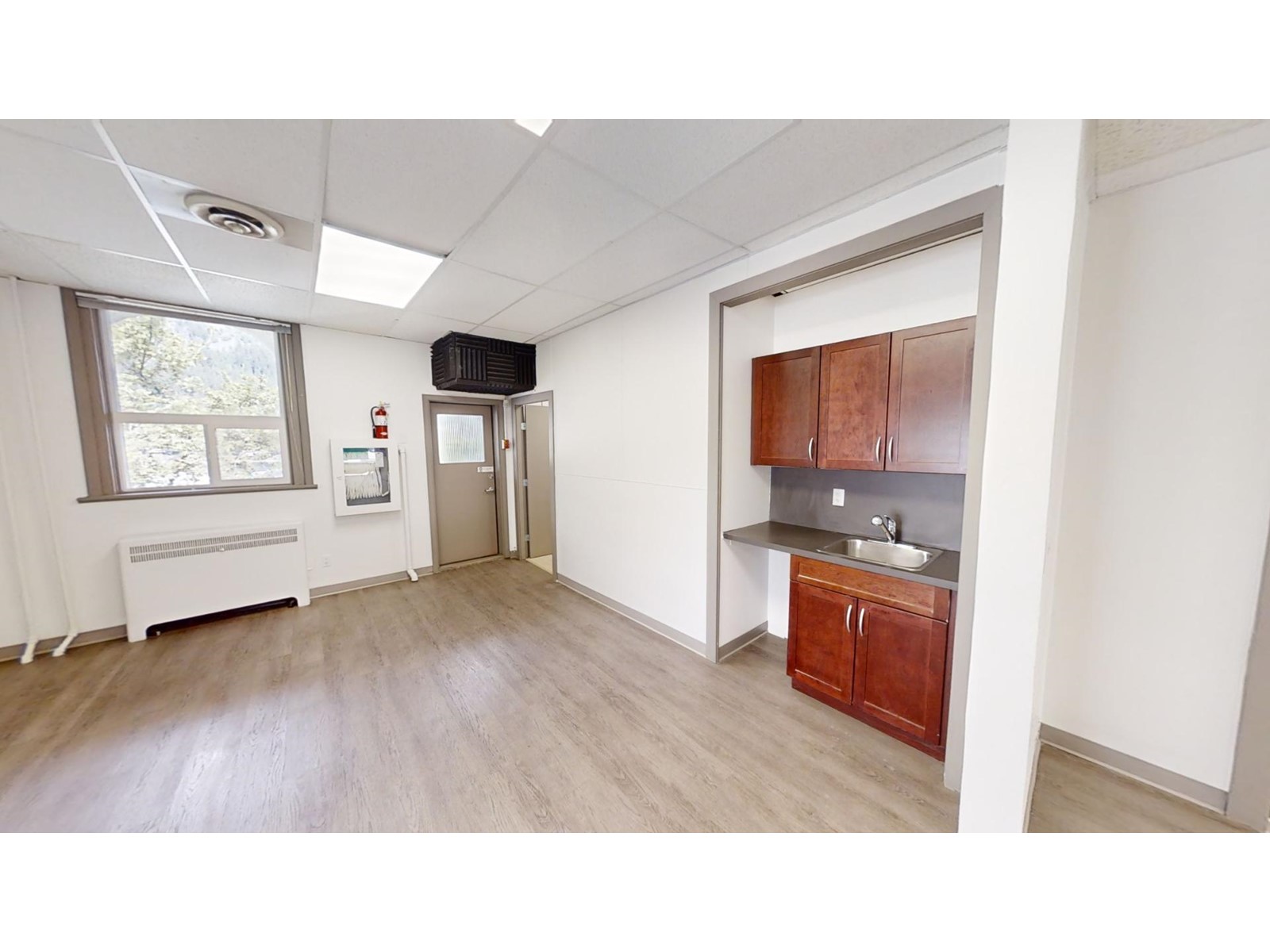 523 Vernon Street, Nelson, British Columbia  V1L 4E9 - Photo 7 - 2478083