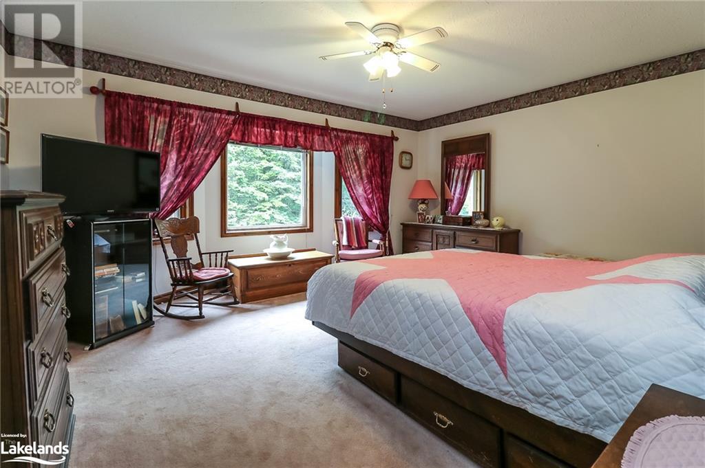 3 Kelley Crescent, Wasaga Beach, Ontario  L9Z 1J4 - Photo 19 - 40610968