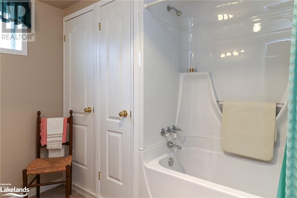 3 Kelley Crescent, Wasaga Beach, Ontario  L9Z 1J4 - Photo 33 - 40610968