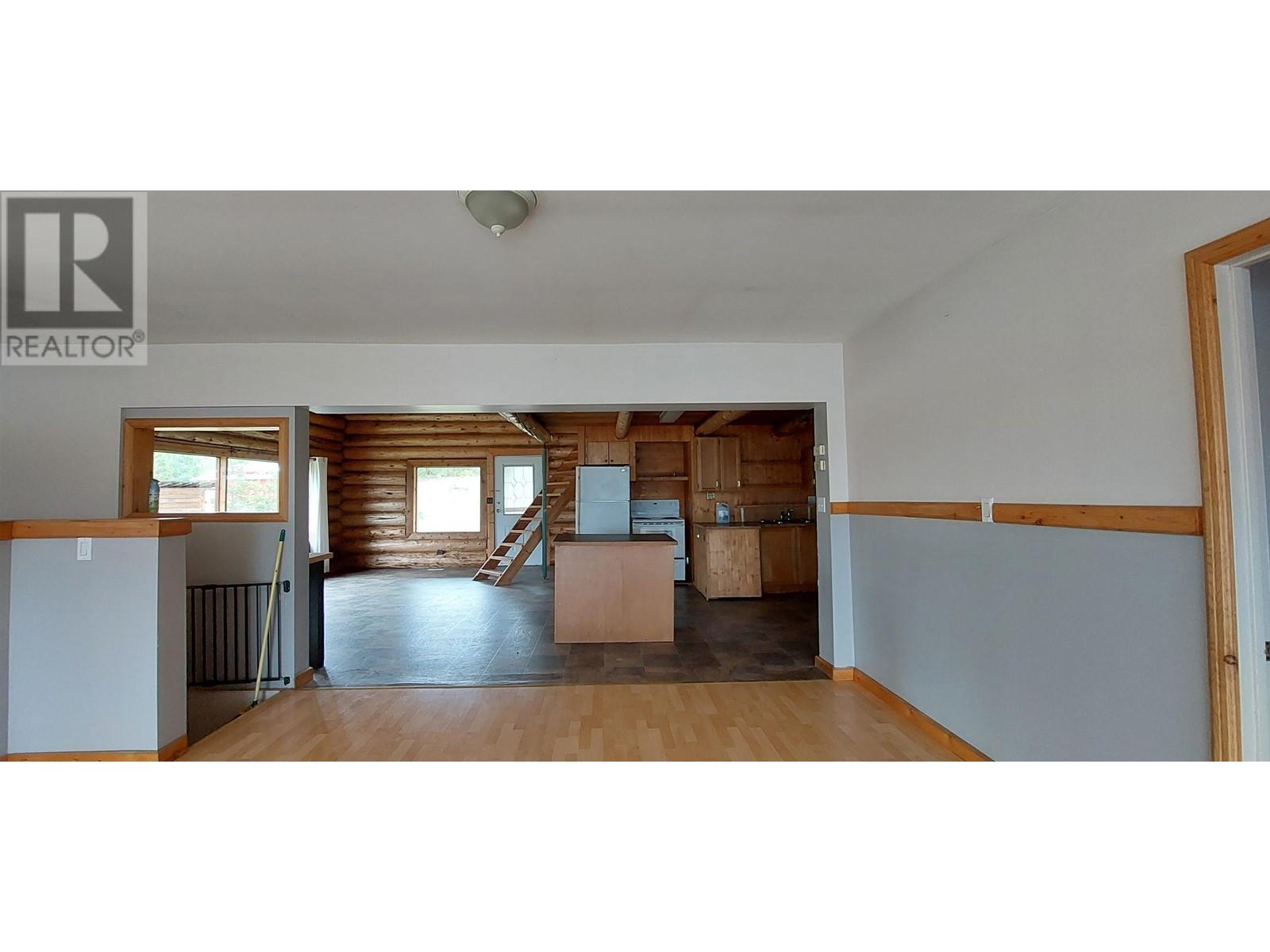 2757 Reed Road, Chilcotin, British Columbia  V0L 1C0 - Photo 12 - R2899809