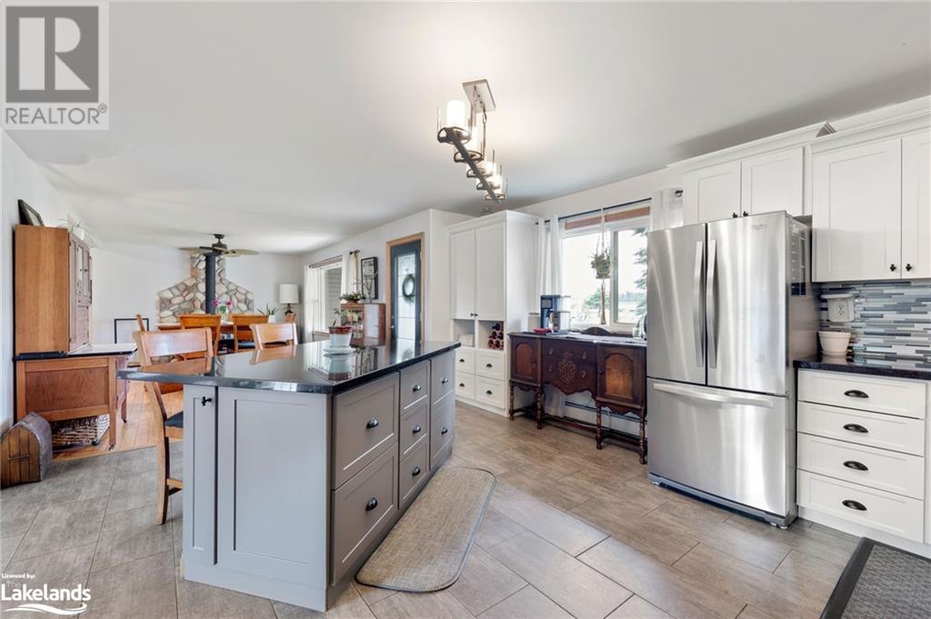 2 Dunlop Drive, Severn, Ontario  L0K 1E0 - Photo 10 - 40599465