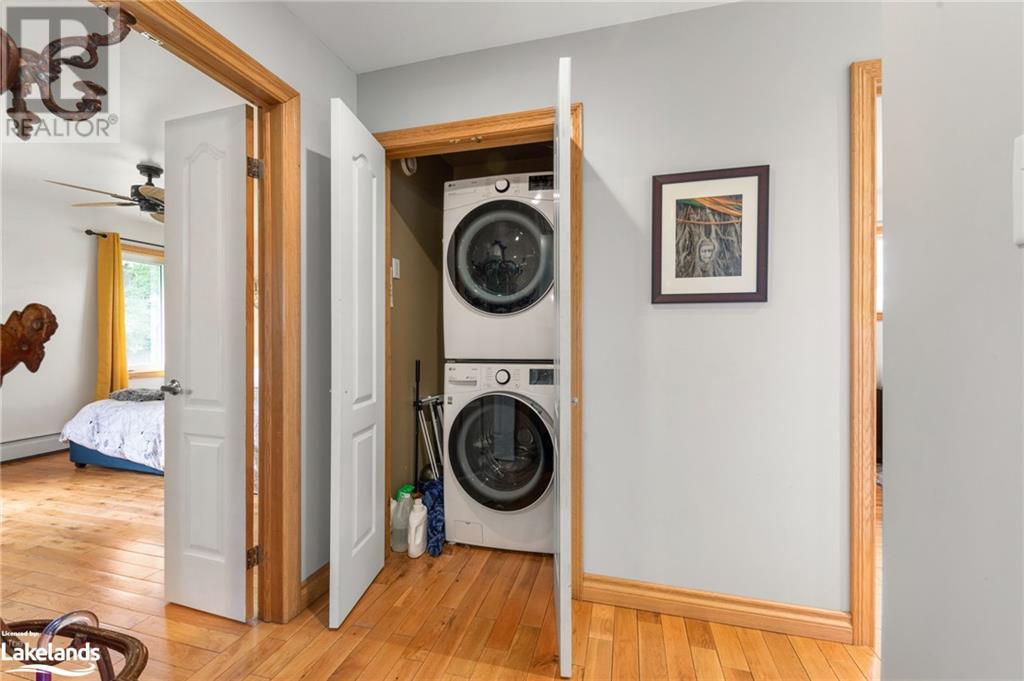 2 Dunlop Drive, Severn, Ontario  L0K 1E0 - Photo 14 - 40599465