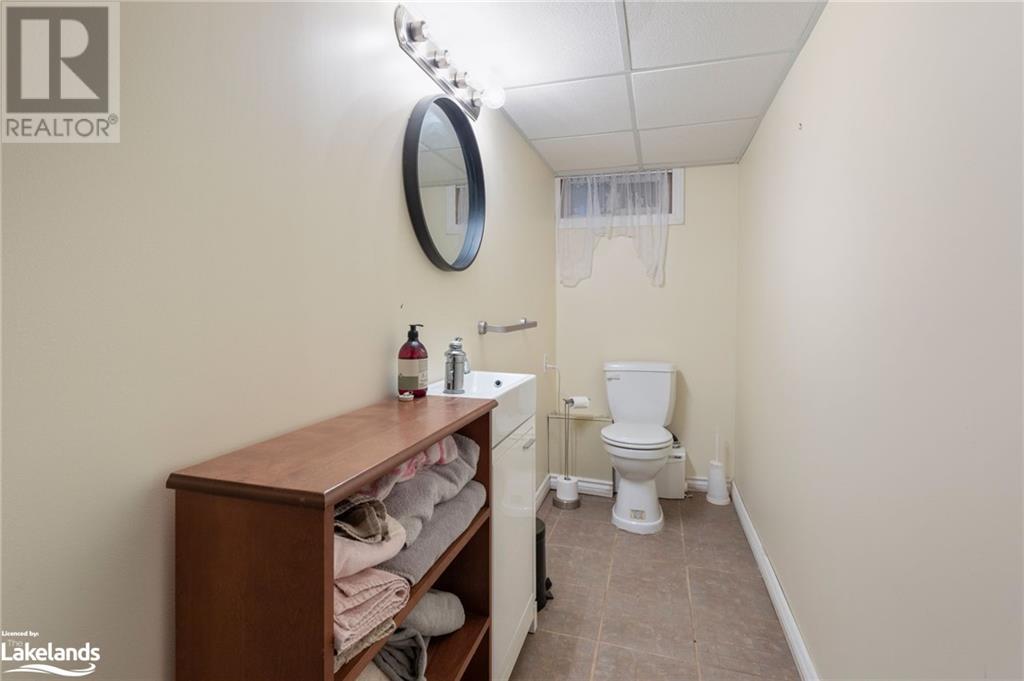 2 Dunlop Drive, Severn, Ontario  L0K 1E0 - Photo 33 - 40599465