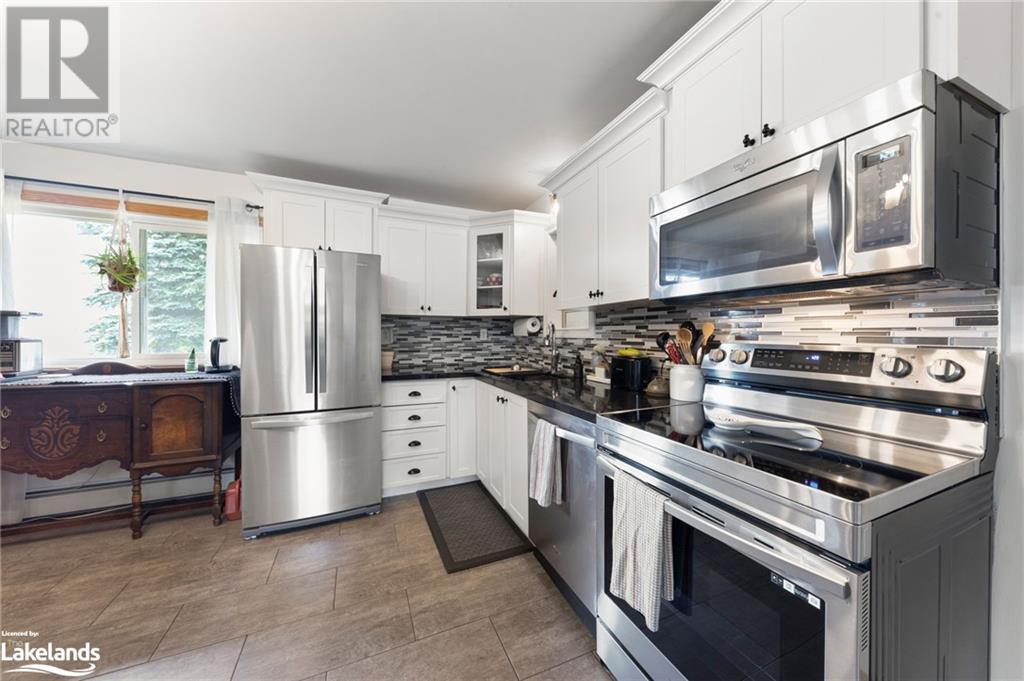 2 Dunlop Drive, Severn, Ontario  L0K 1E0 - Photo 7 - 40599465