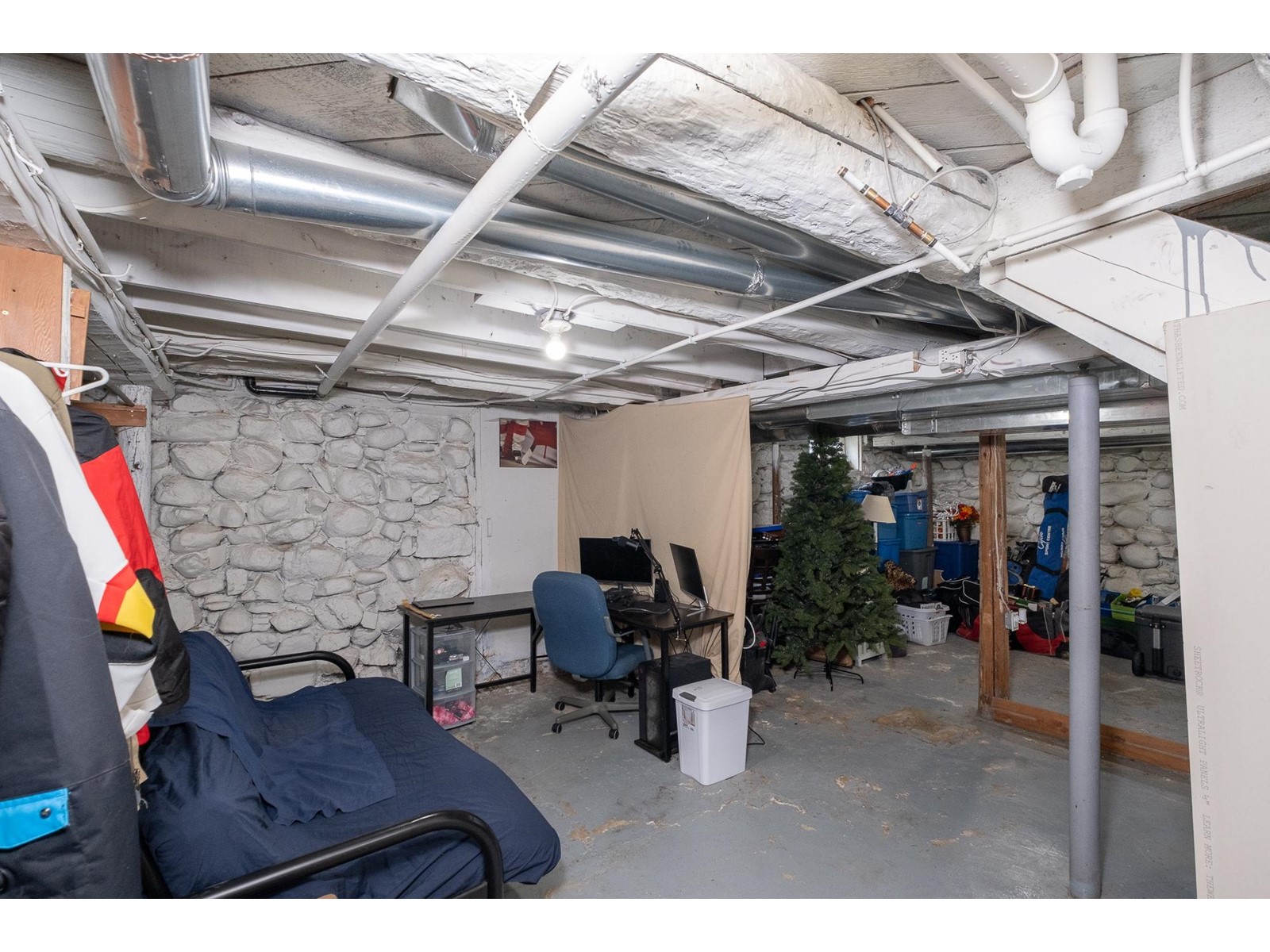 1887 Kootenay Lane, Fruitvale, British Columbia  V0G 1L0 - Photo 38 - 2478077