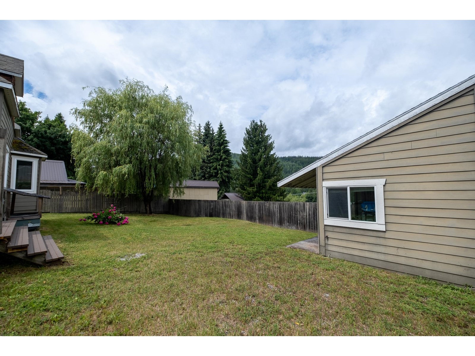 1887 Kootenay Lane, Fruitvale, British Columbia  V0G 1L0 - Photo 46 - 2478077