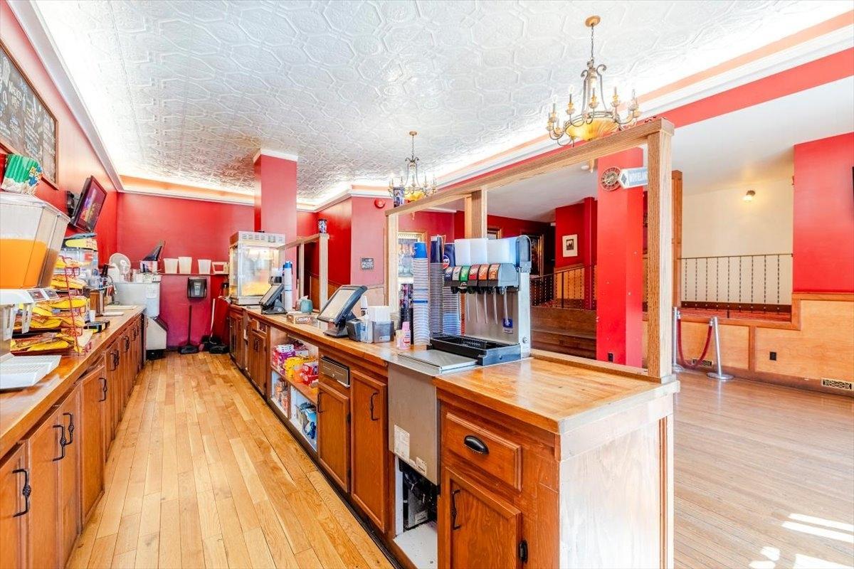 321 2nd Avenue, Fernie, British Columbia  V0B 1M0 - Photo 11 - 2478079