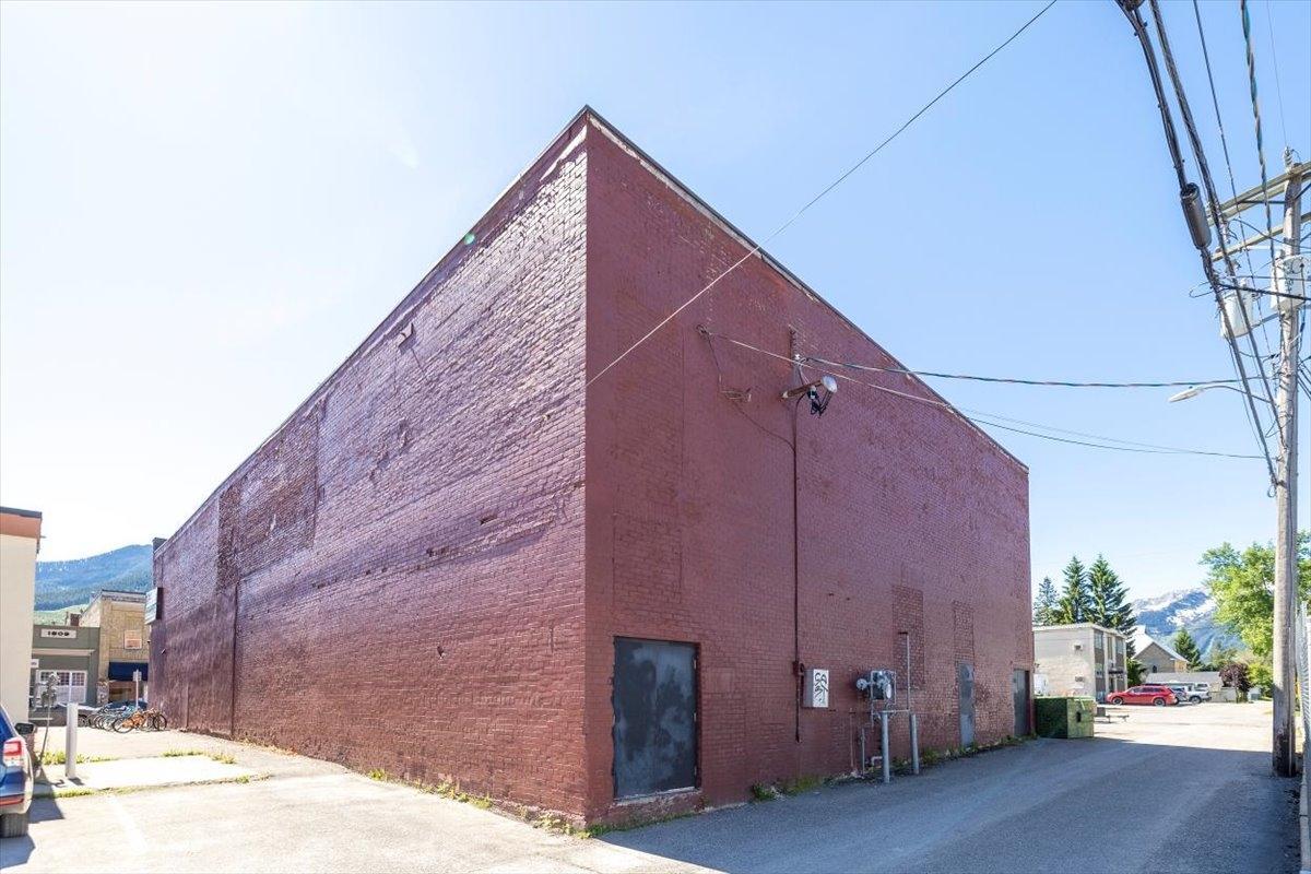 321 2nd Avenue, Fernie, British Columbia  V0B 1M0 - Photo 47 - 2478079