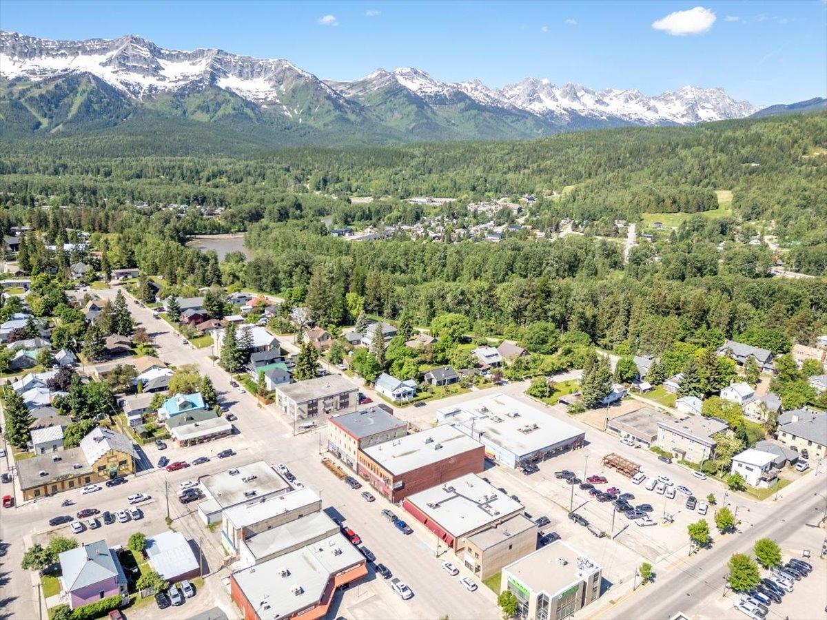 321 2nd Avenue, Fernie, British Columbia  V0B 1M0 - Photo 51 - 2478079
