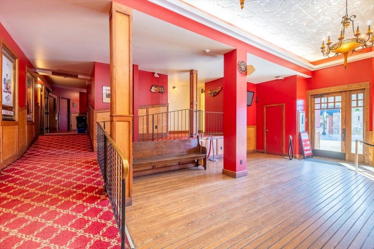 321 2nd Avenue, Fernie, British Columbia  V0B 1M0 - Photo 9 - 2478079