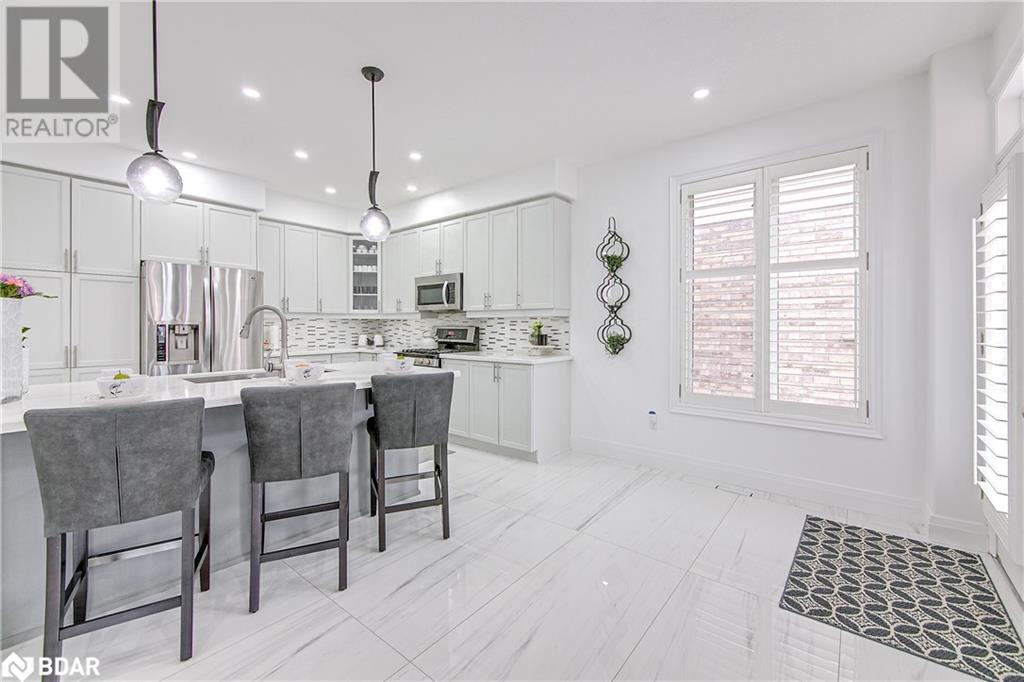 13 Auburn Court, Barrie, Ontario  L4N 6G9 - Photo 13 - 40613517