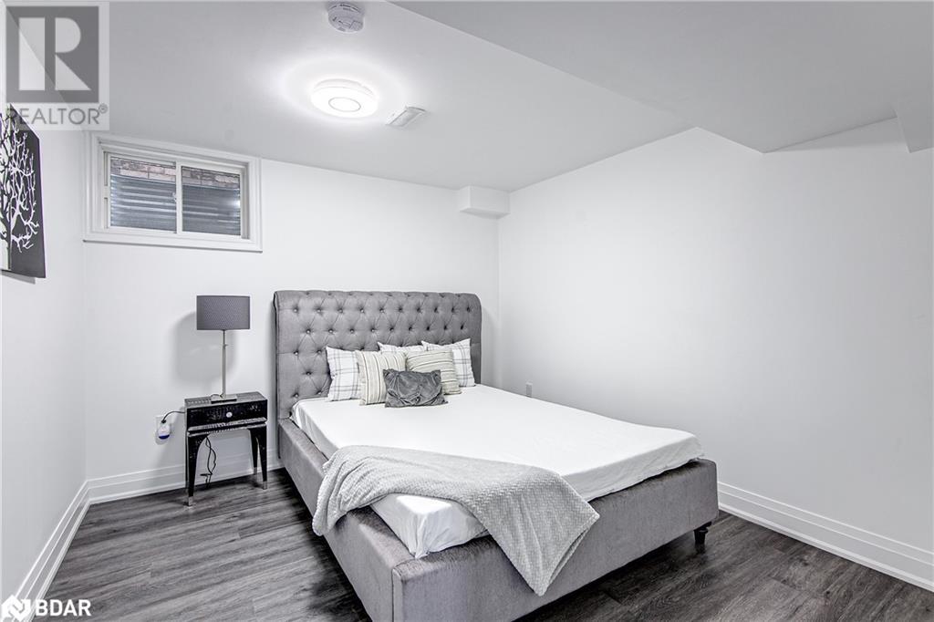 13 Auburn Court, Barrie, Ontario  L4N 6G9 - Photo 35 - 40613517