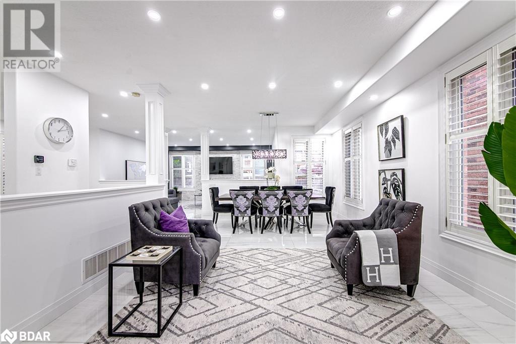 13 Auburn Court, Barrie, Ontario  L4N 6G9 - Photo 5 - 40613517