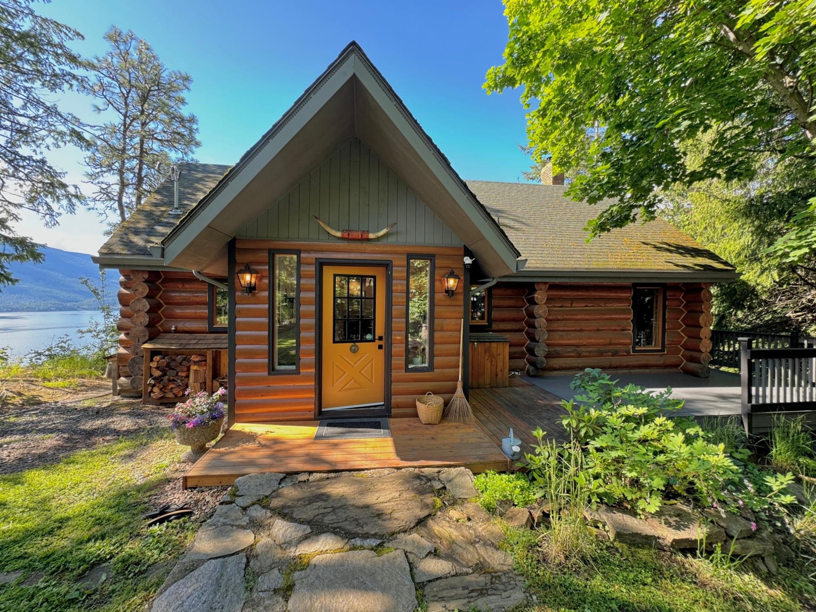 4258 HIGHWAY 31, ainsworth, British Columbia