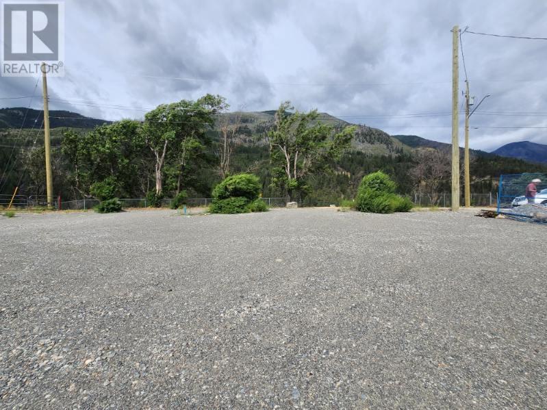 57 Fraser Street, Lytton, British Columbia   - Photo 4 - 179570