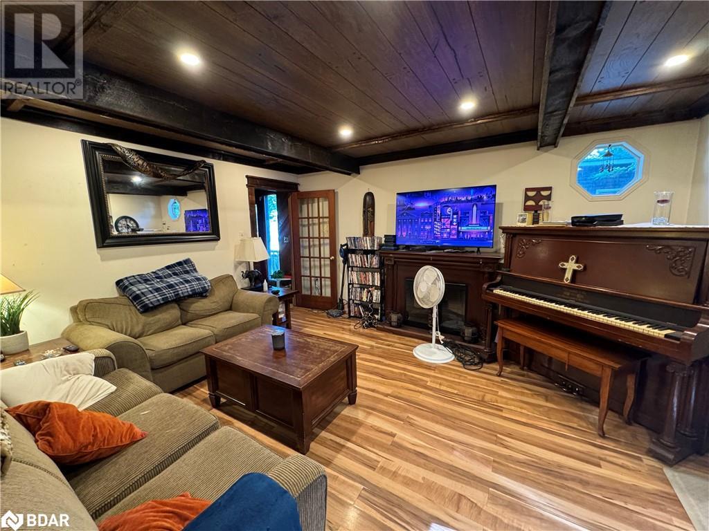 1052 Four Seasons Park Road, Gravenhurst, Ontario  P0E 1N0 - Photo 8 - 40613335