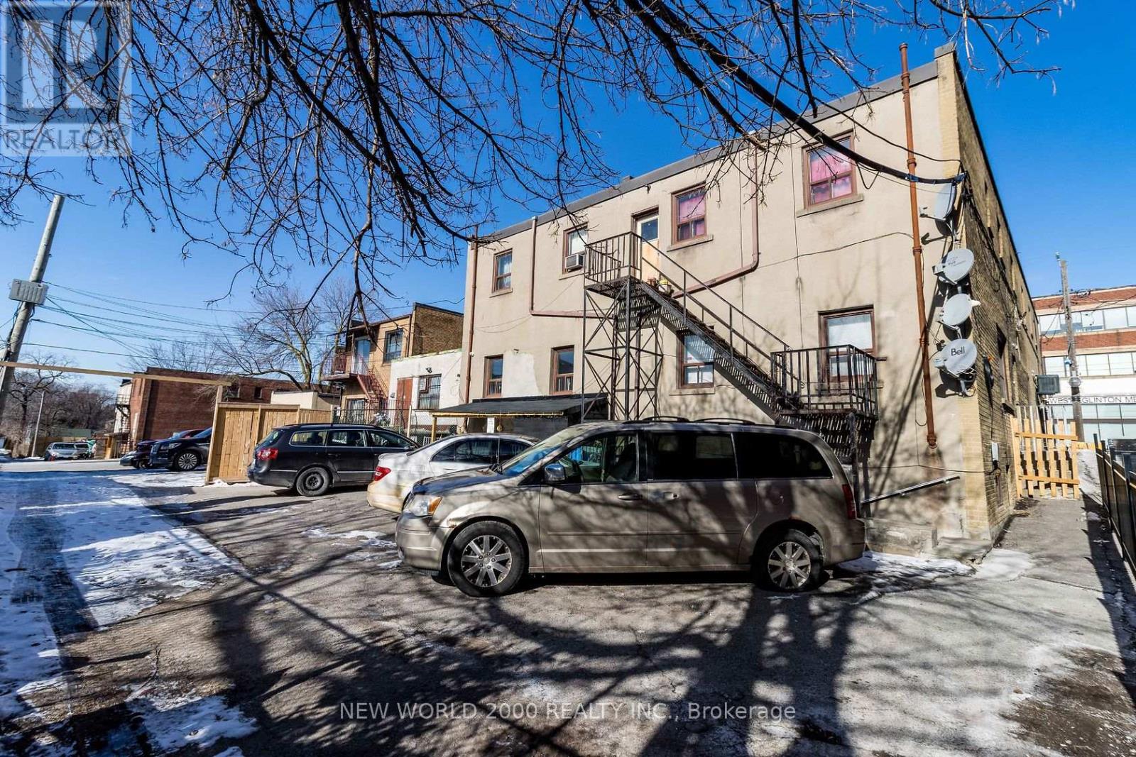 2011 Eglinton Avenue W, Toronto, Ontario  M6E 2K1 - Photo 20 - W8489302