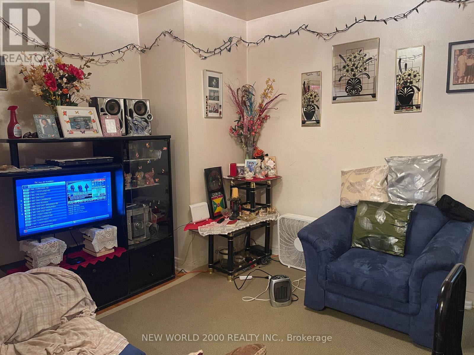2011 Eglinton Avenue W, Toronto, Ontario  M6E 2K1 - Photo 38 - W8489302
