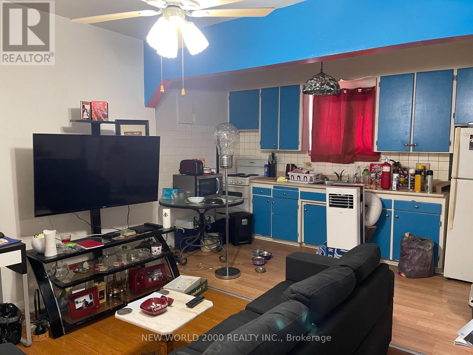 2011 Eglinton Avenue W, Toronto, Ontario  M6E 2K1 - Photo 40 - W8489302