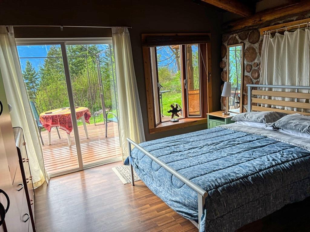 12168 Highway 3a, Boswell, British Columbia  V0B 1A0 - Photo 17 - 2478095