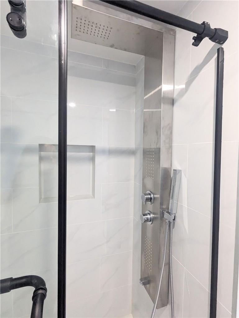 Image of property at 648 GREENHILL Avenue