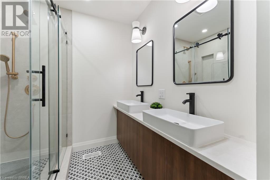 166 St George Street, Brantford, Ontario  N3R 1V8 - Photo 25 - 40608021