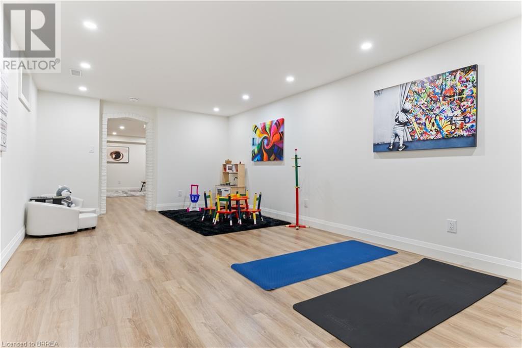 166 St George Street, Brantford, Ontario  N3R 1V8 - Photo 36 - 40608021